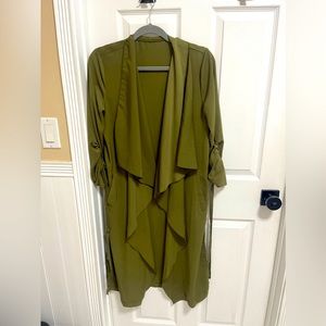 Medium size jacket in Olive Green